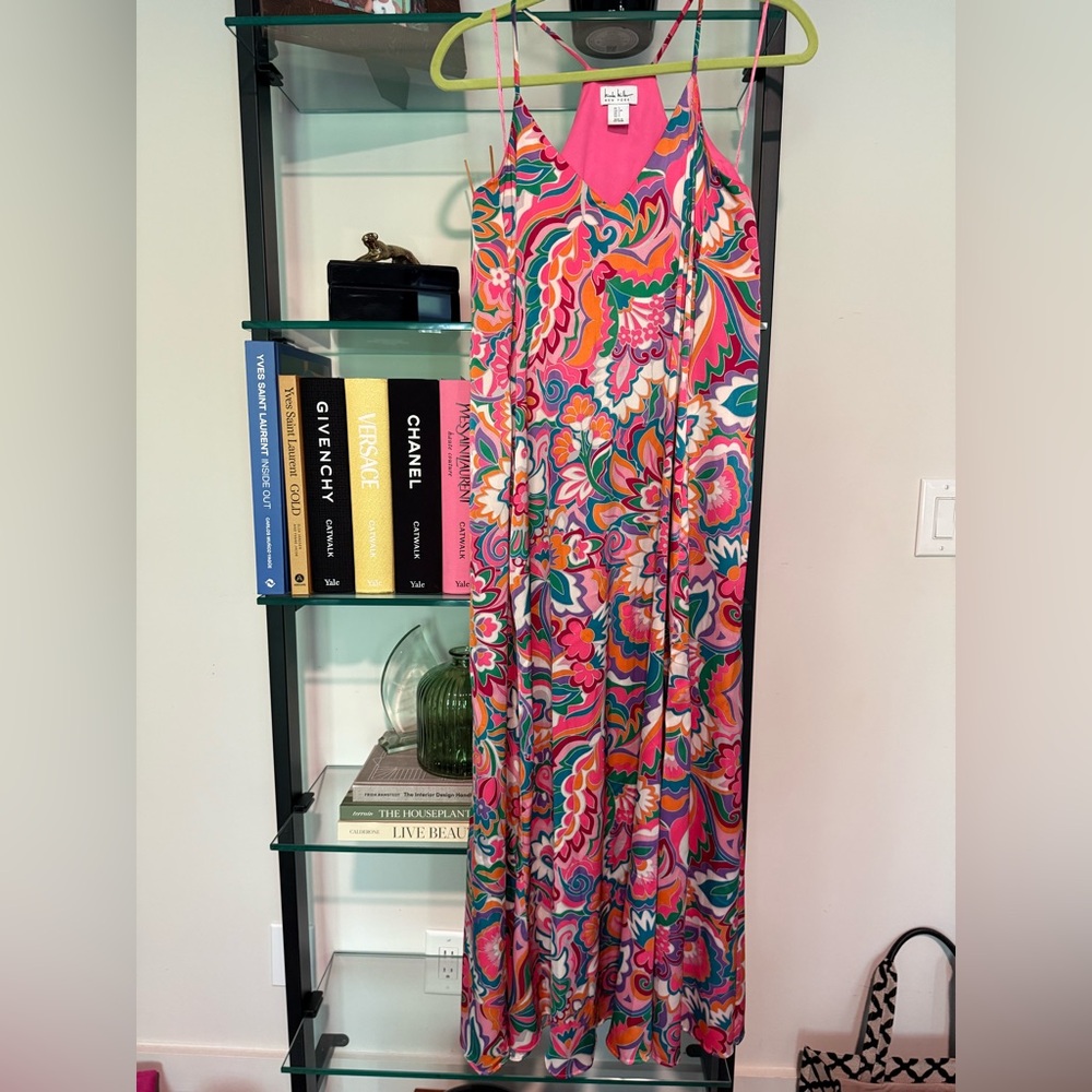 Nicole Miller silky dress D010